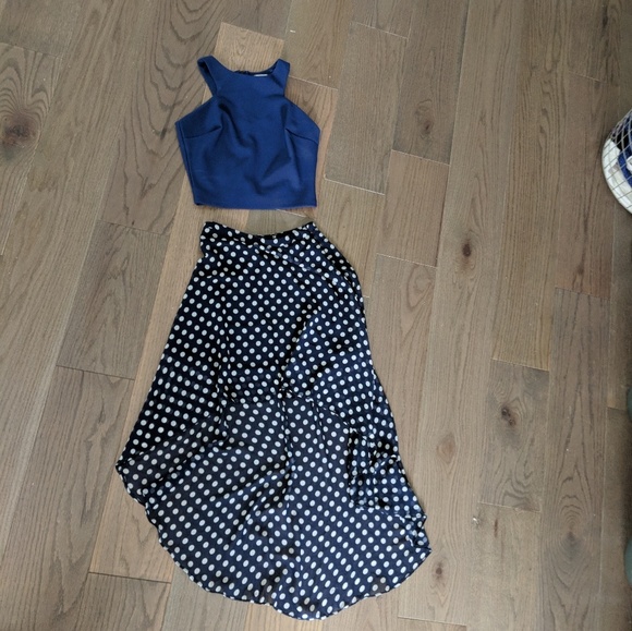 SKIRT Navy with all over white poka dots Hi/Low - Picture 2 of 8